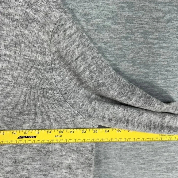 Abercrombie & Fitch NEW Mens XL Gray Wool Alpaca Blend Logo Crewneck Sweater - Picture 8 of 14